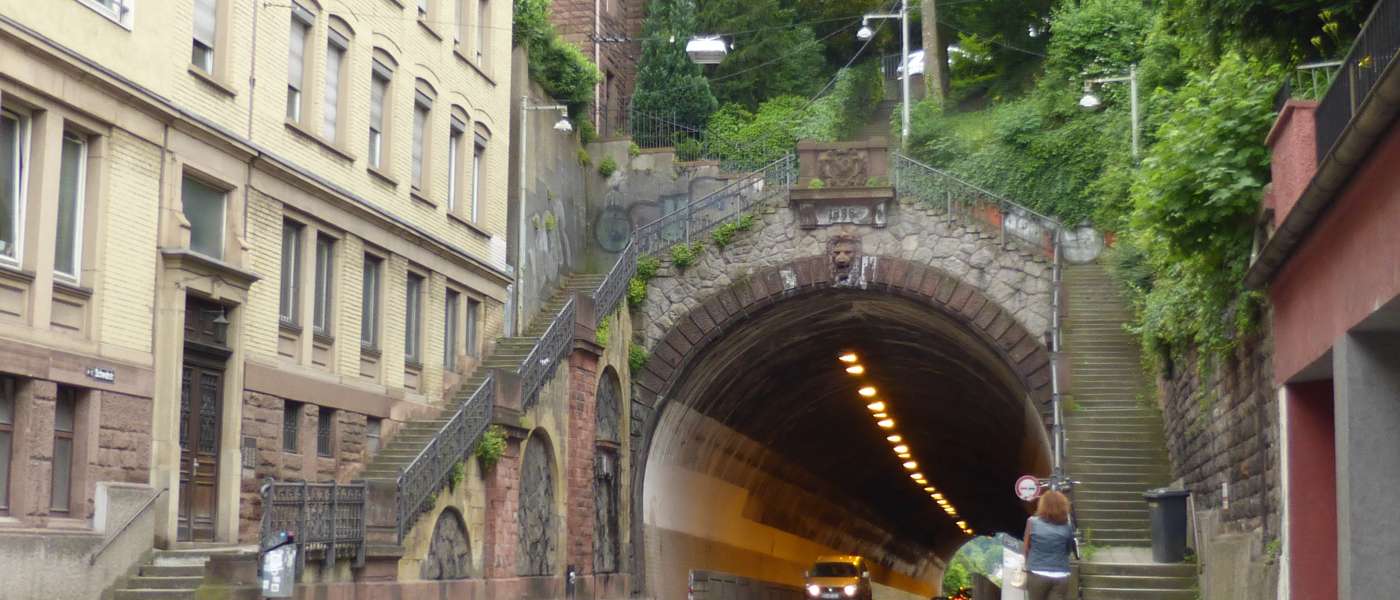 Stuttgart, Schwabtunnel